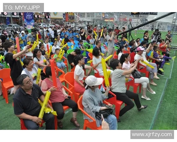 四川足球明星联赛盛况空前球迷热情高涨共庆足球盛宴